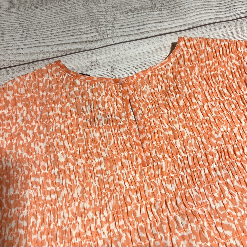 EXPRESS Printed Smocked Bodice Flutter Sleeve Top - Picture 10 of 16